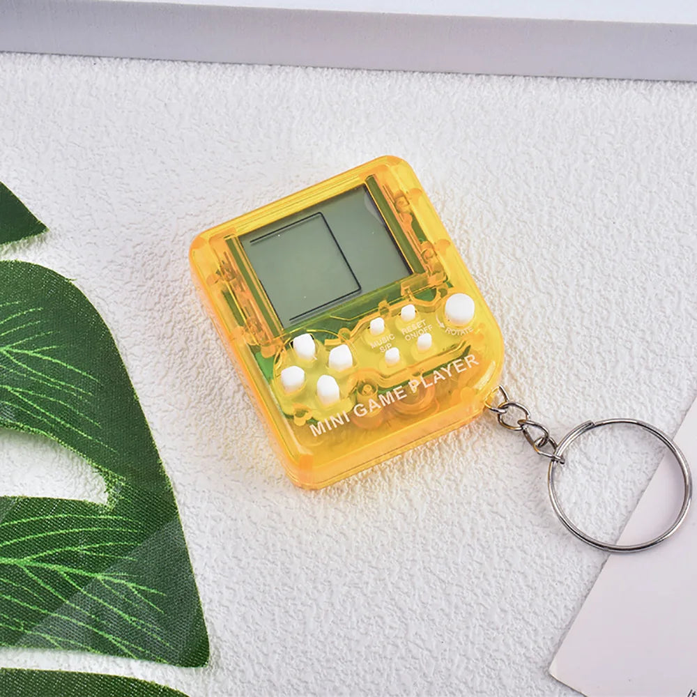 Portable Pocket Mini Classic Game Machine Keychain Children's Handheld Retro Nostalgic Game Console With Keyring Kids Toys Gift