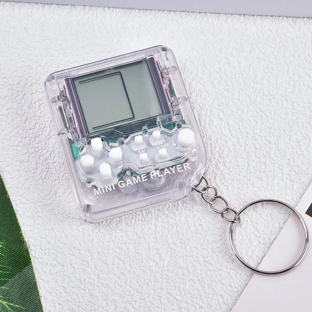 Portable Pocket Mini Classic Game Machine Keychain Children's Handheld Retro Nostalgic Game Console With Keyring Kids Toys Gift